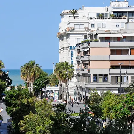 Oda ve Kahvaltı Le Stanze Sul Corso Pescara