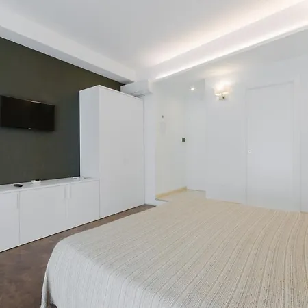 Oda ve Kahvaltı Le Stanze Sul Corso Pescara