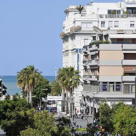 Le Stanze Sul Corso Bed & Breakfast