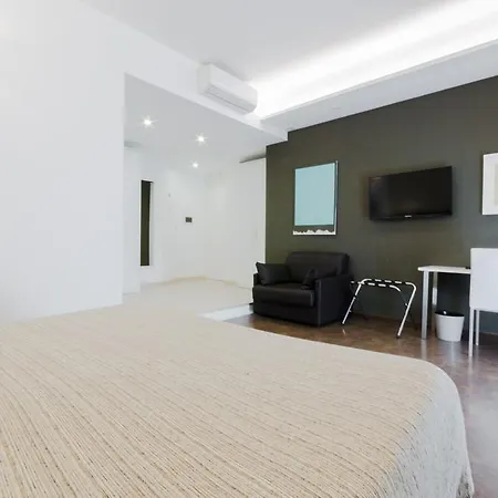 Bed & Breakfast Le Stanze Sul Corso 4*